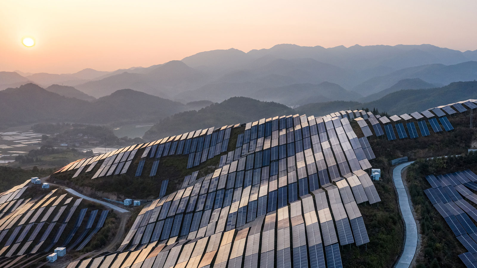 Solar pannels covering a vast area