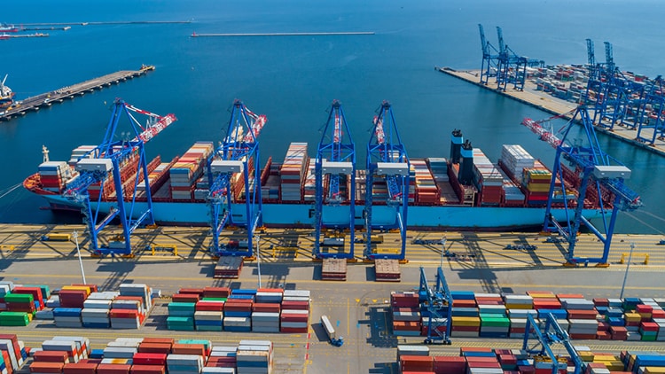 Port with shipping containers